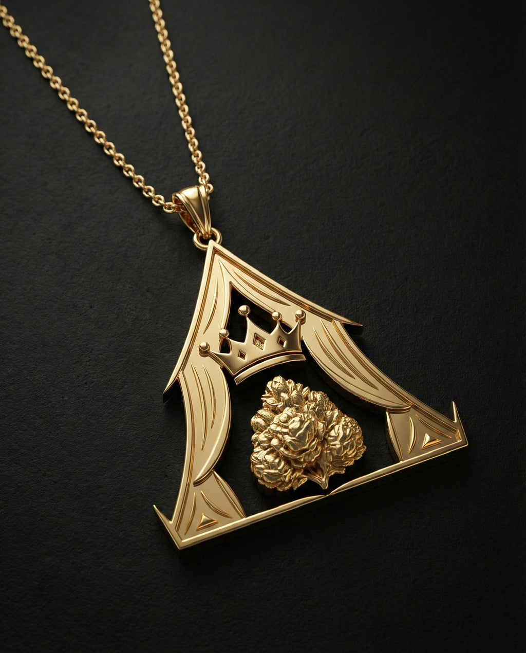 TentsQueen™ Royal Emblem Gold Necklace